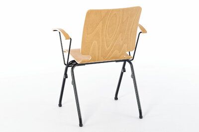 Armlehnstühle mit Holzsitzschale